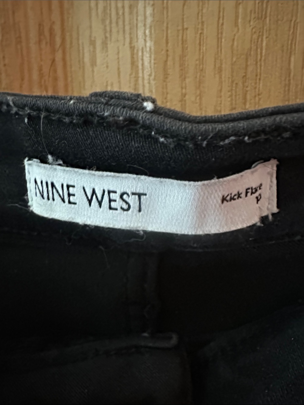 Nine West Black Ankle Crop Skinny Jeans - Picture 2 of 4